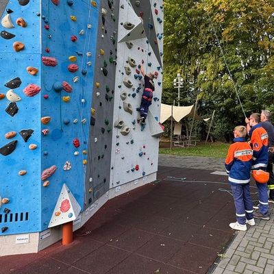 FW Alpen: Jugendfeuerwehr besucht Kreiszeltlager 2026 in Sonsbeck