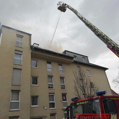 FW-RE: Dachstuhlbrand in Recklinghausen-König Ludwig