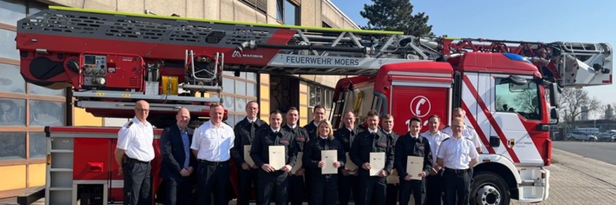 FW Moers: Neue Nachwuchskräfte für die Feuerwache Moers / Weitere Ausbildungsangebote folgen