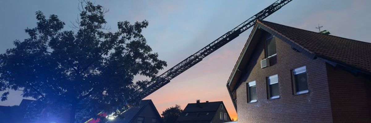 FW-DT: Kaminbrand in Pivitsheide