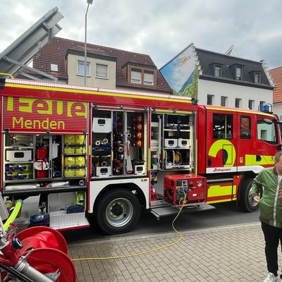 FW Menden: Lendringser Feuerwehrfest - Tag der offenen Tür am kommenden Wochenende Löschgruppen Lendringsen laden zum Mitfeiern ein