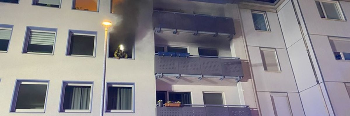FW Hannover: Verletze Person bei Wohnungsbrand