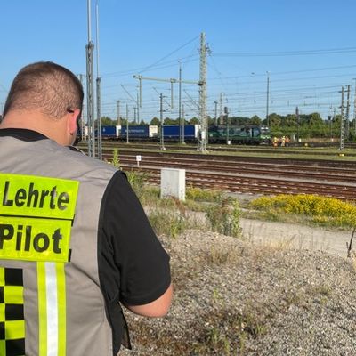 FW Lehrte: Feuer in einer E-Lok ist einer von sieben Einsätzen am 24.06.2026 im Stadtgebiet Lehrte