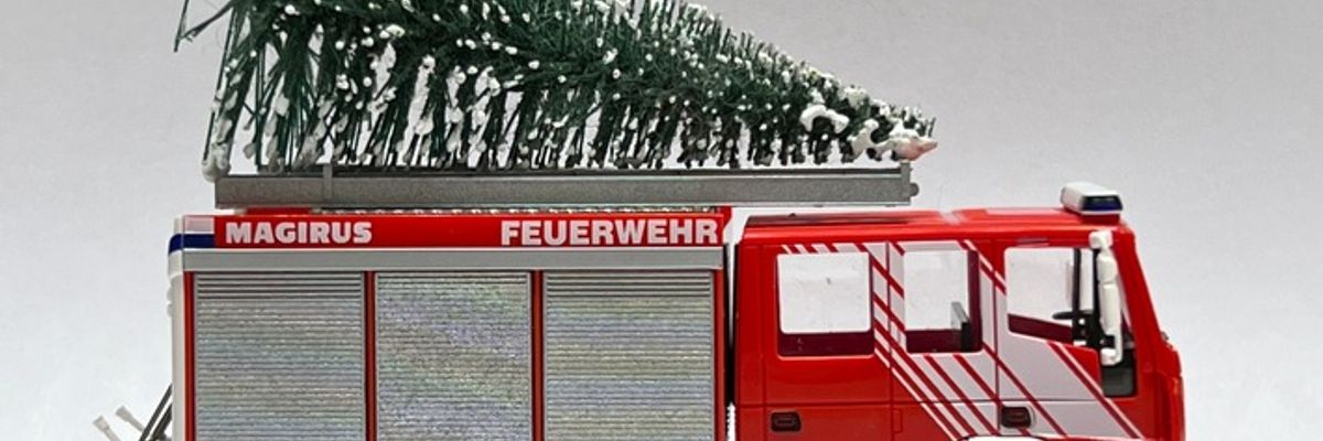 FW Beverungen: Tannenbaumsammlung der Jugendfeuerwehren Beverungen und Herstelle
