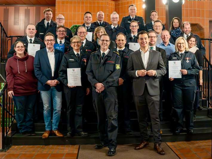 FW-GL: Jubilarenehrung 2025 im Bergischen Löwen