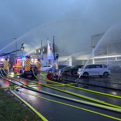 FW-MH: Zweite Folgemeldung zum Großbrand an der Kölner Straße
