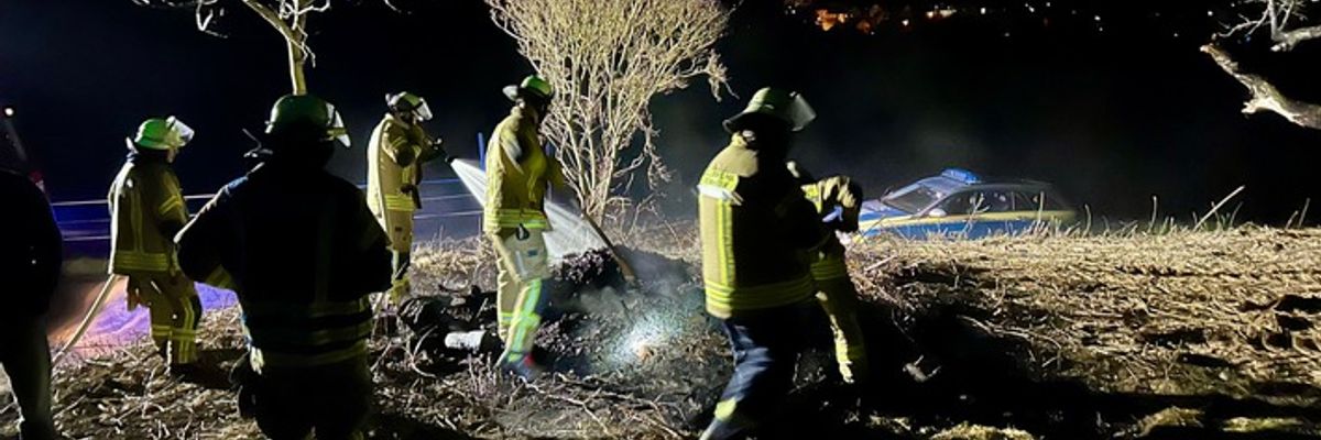 FW Weinheim: Unbeaufsichtigtes Nutzfeuer in Steinklingen