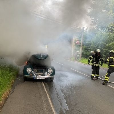 FW-DO: VW Käfer brannte völlig aus
