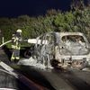 FW-ROW: Mercedes-Benz SUV brennt vollständig aus