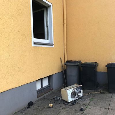 FW Minden: Gemeldeter Wohnungsbrand, eine verletzte Person