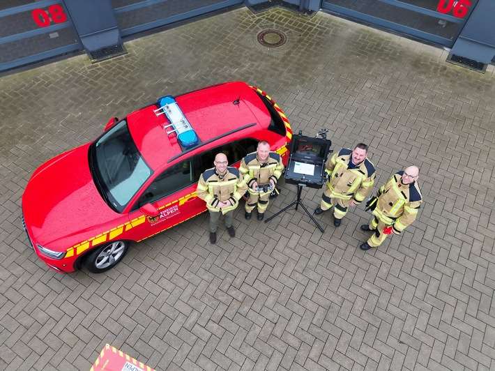 FW Alpen: Freiwillige Feuerwehr Alpen stellt Drohne in Dienst