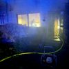 FW Düren: Feuer in Einfamilienhaus: Einsatzkräfte bringen Brand schnell unter Kontrolle