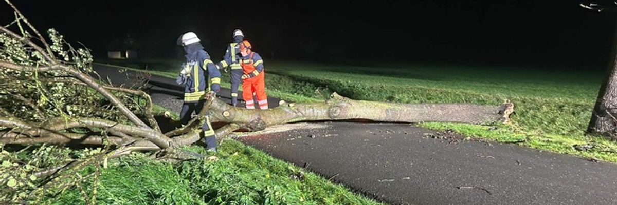 FW Sonsbeck: Einsatzbilanz des stürmischen Herbstwochenendes