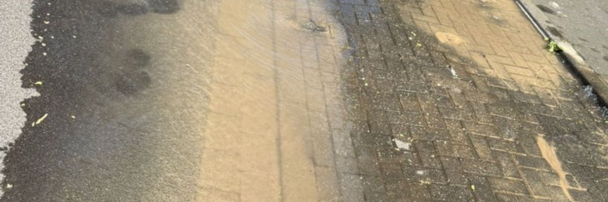 FW Dinslaken: Kein Hitzefrei bei der Feuerwehr - Brandgeruch in KiTa und weitere Klein-Einsätze am Montag