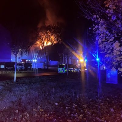 FW-GE: Vollbrand eines leerstehenden Gebäudes