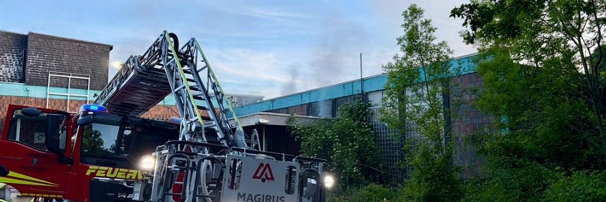 FW Menden: Mehrere zeitgleiche Einsätze für die Feuerwehr Menden
