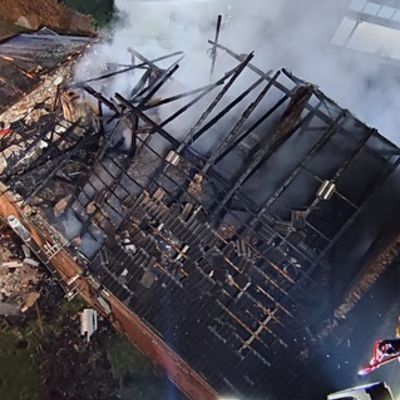 FW Dörentrup: Explosion mit anschließendem Großbrand in Wohnhaus - eine Person tot aufgefunden