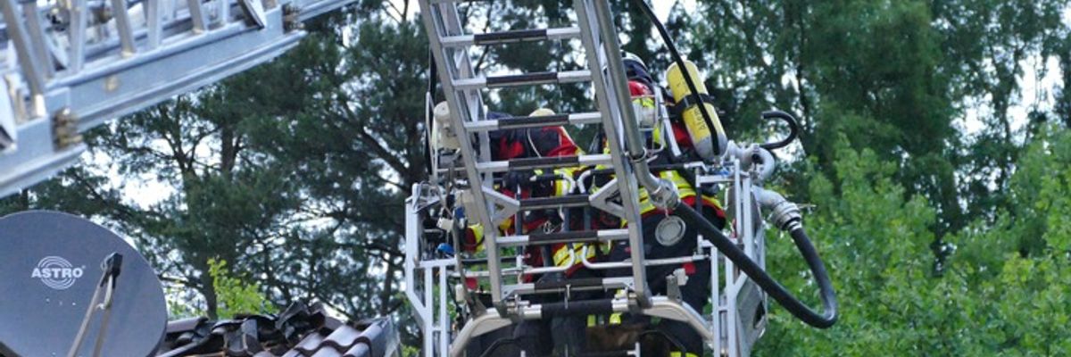 FW Stockach: Brand eines Dachstuhls