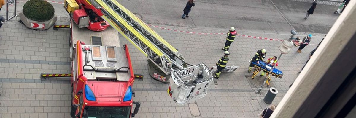 FW-M: Große Technik vor dem Spielzeugmuseum (Altstadt)