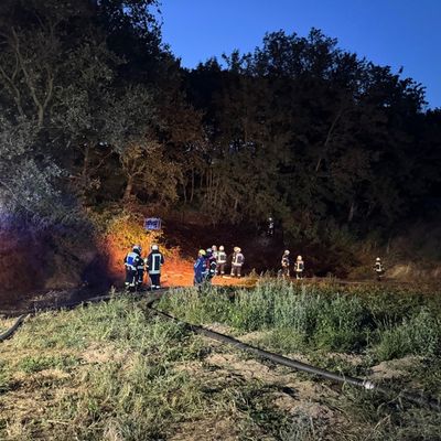 FW Kranenburg: Gemeinsame Übung wird zum Ernstfall: Feuerwehr und THW bewähren sich im Einsatz