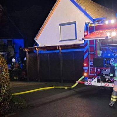 FW-PL: Ortsteil Pasel - Brand in Mehrfamilienhaus