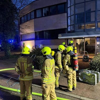 FW Ratingen: Kellerbrand in Ratingen-Lintorf