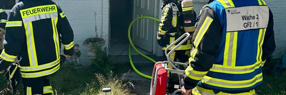 FW-BO: Kellerbrand in Bochum Stiepel