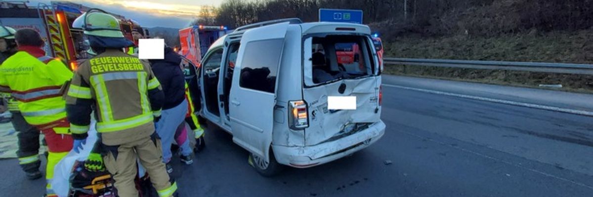 FW-EN: Verkehrsunfall auf der BAB1