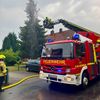 FW-DT: Brennende Tanne nach Blitzeinschlag