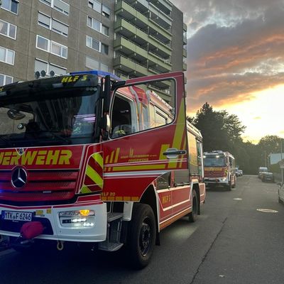 Feuerwehr MTK: Unwetterlage fordert Feuerwehren in Hattersheim am Main - 18 Einsatzstellen in rund vier Stunden