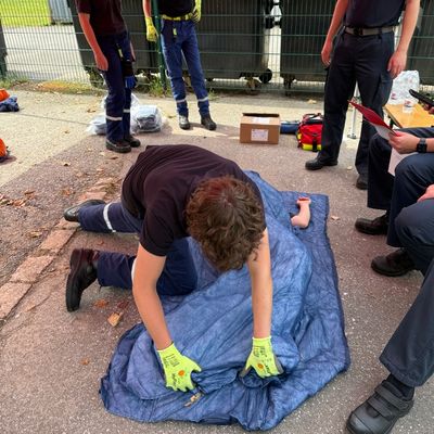 FW-EN: Jugendflamme erfolgreich abgenommen: 140 Nachwuchskräfte zeigen ihr Können in Hattingen