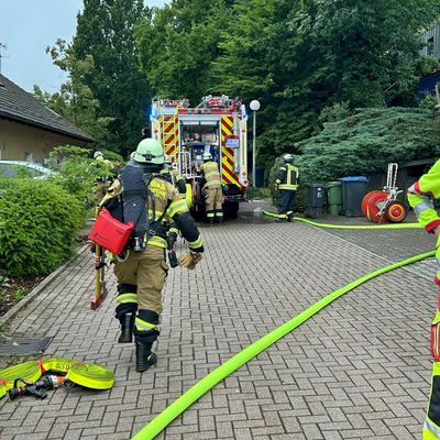 FW-EN: Feuerwehr im Dauereinsatz - Verkehrsunfall auf Ender Talstraße
