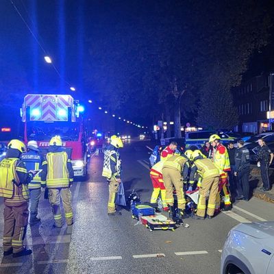 FW Datteln: Verkehrsunfall und Ölspur fordern Feuerwehr zeitgleich im Stadtgebiet