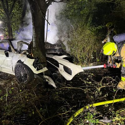 FW Bad Oeynhausen: Verkehrsunfall - Alleinunfall eines PKW