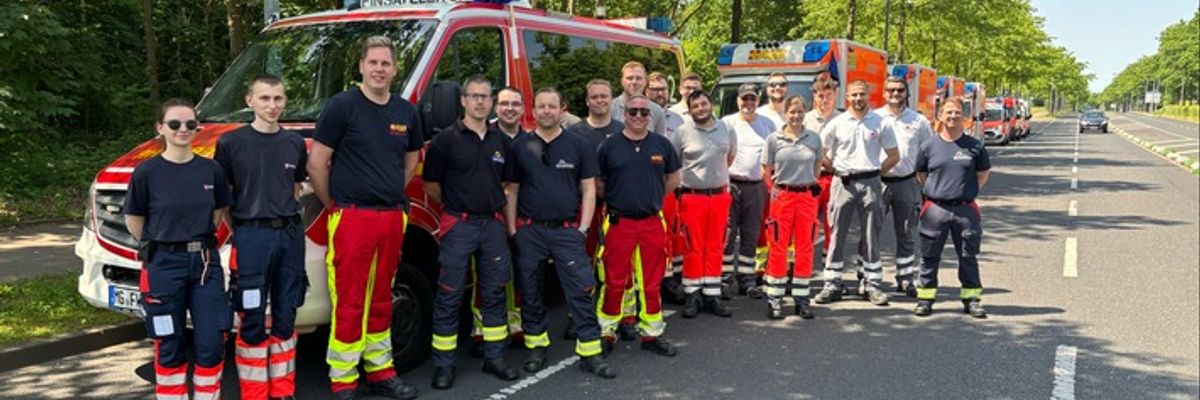 FW-MG: Einheiten aus Mönchengladbach unterstützen bei Evakuierungsmaßnahmen in Moers