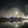 FW-DO: Nächtlicher Einsatz am Hafen - Brand in einer Recyclingmaschine sorgt für viel Rauch