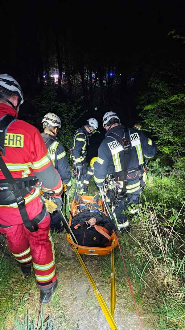 FW Königswinter: Personenrettung im Siebengebirge