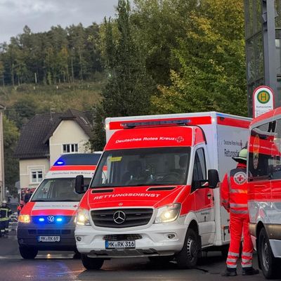 FW Schalksmühle: Großübung von Feuerwehr und DRK im Ortszentrum