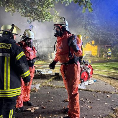 FW-ROW: Großbrand in Bötersen beschäftigt zahlreiche Einsatzkräfte