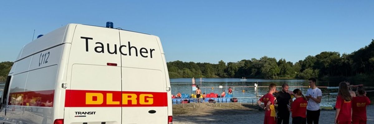 FW-AUR: In Ufernähe verschwundenes Kind rasch gefunden