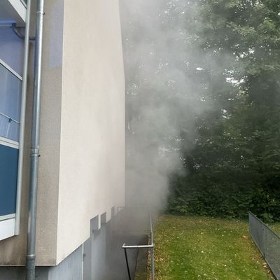 FW-DO: Brand im Keller eines Mehrfamilienhauses - zwei Verletzte durch Brandrauch