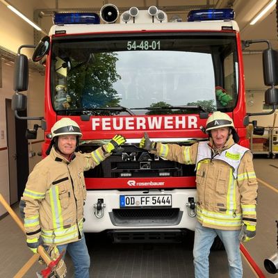 FW-Stormarn: Respekt für Retter: Kult-Komiker Mike Krüger und Radio-/TV-Moderator Hinnerk Baumgarten unterstützen die Kampagne