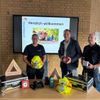 FW Lage: Neue Brandschutzkoffer für die Brandschutzerziehung in Lage