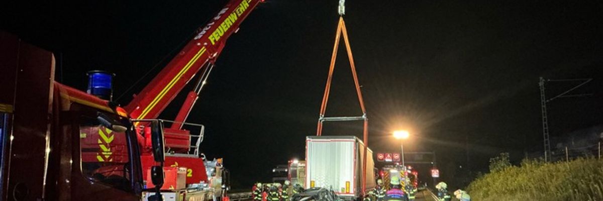 FW-M: Tödlicher Verkehrsunfall auf der Autobahn