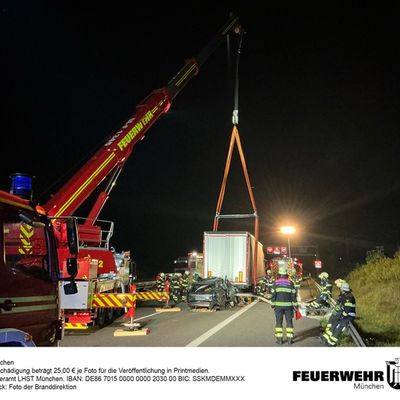 FW-M: Tödlicher Verkehrsunfall auf der Autobahn
