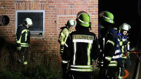 FW-SE: Brand eines Landwirtschaftlichen Gebäudes