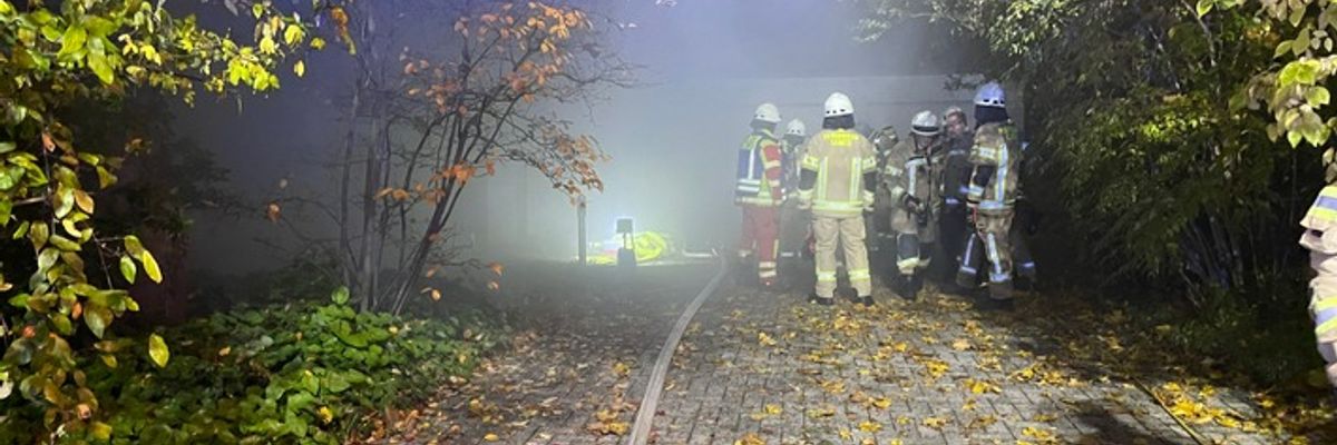 FW Lehrte: Haus nach Kellerbrand nicht bewohnbar