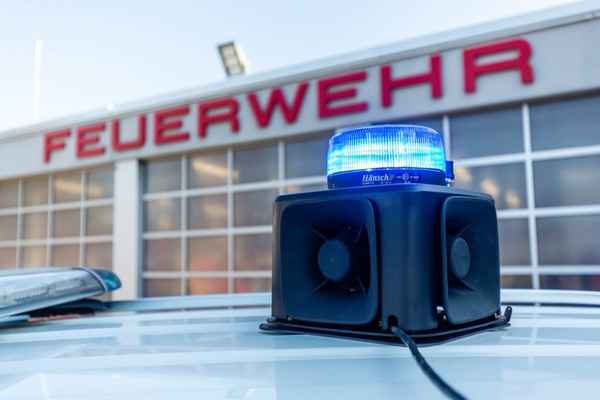 Feuerwehr MTK: Landesweiter Warntag am 12. März - Hattersheim testet Warnmittel am Boden, auf Dächern und aus der Luft