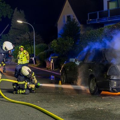 FW-MK: PKW-Brand am Griesenbrauck