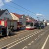 FW-DO: PKW fährt gegen Stadtbahn - Eine verletzte Person